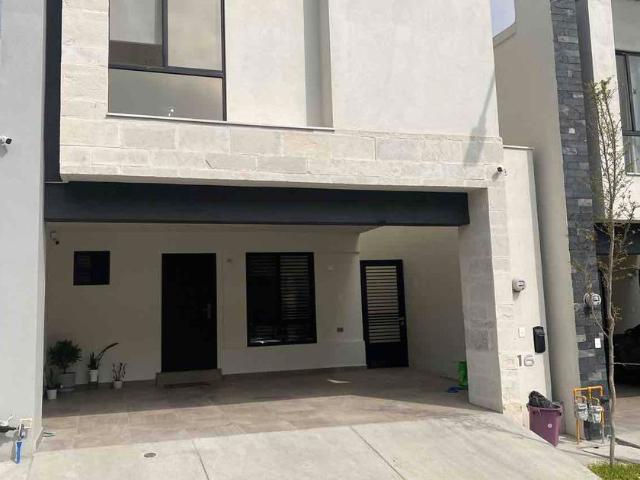 Casa en renta Altrysa Residencial, Dominio Cumbres, Monterrey, Nuevo León, México