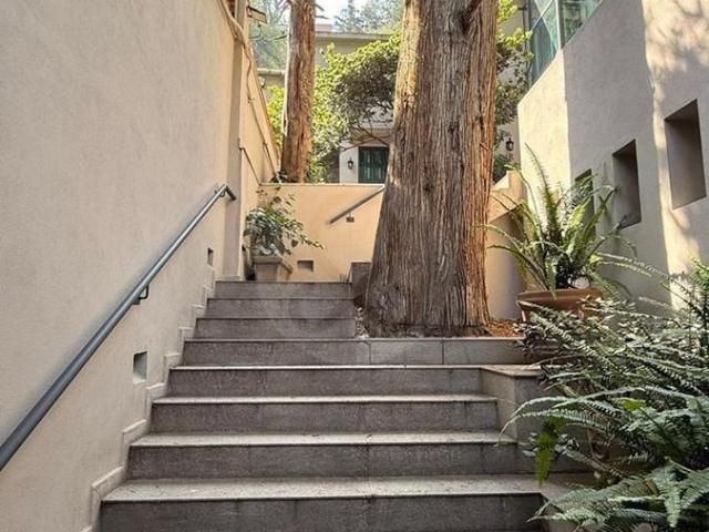 CASA EN RENTA AMUEBLADA