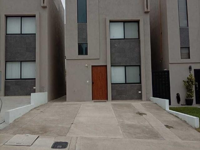 Casa en renta amueblada