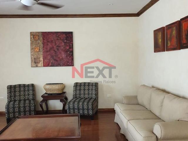 CASA EN RENTA AMUEBLADA Y EQUIPADA EN RESIDENCIAL VILLA BONITA