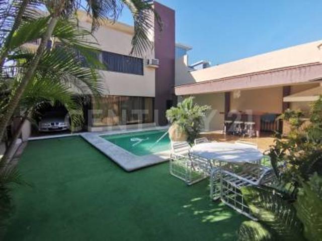 Casa en Renta Amueblada, Col. Playa Sol Coatzacoalcos, Ver
