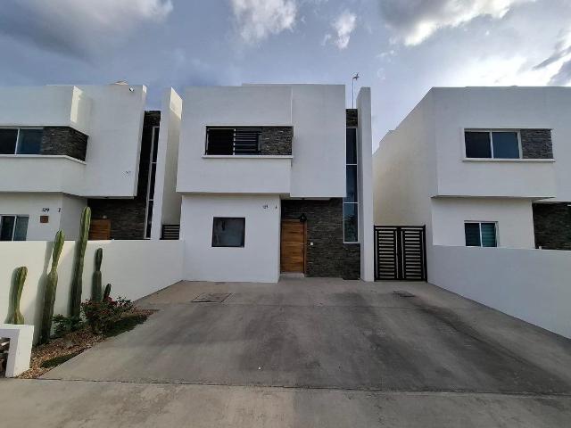 Casa en Renta Amueblada: CORONADO RESIDENCIAL Priv. Punta Arena, La Paz, B.C.S