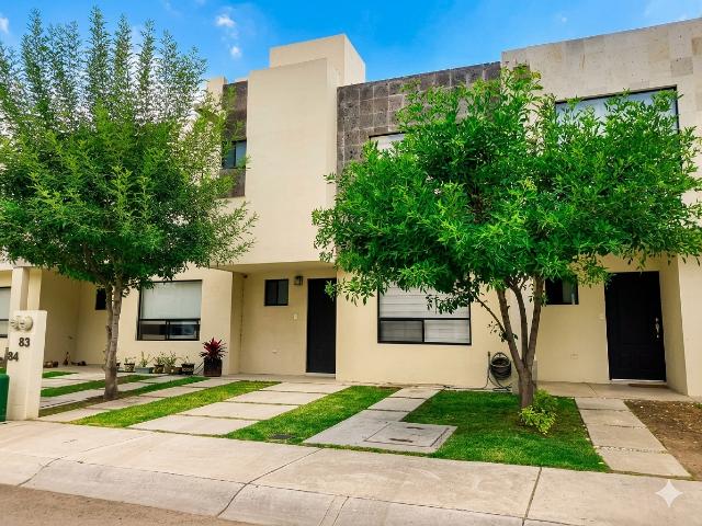 Casa en Renta Amueblada en Privada en Sonterra, Queretaro Seg. 24 Hrs