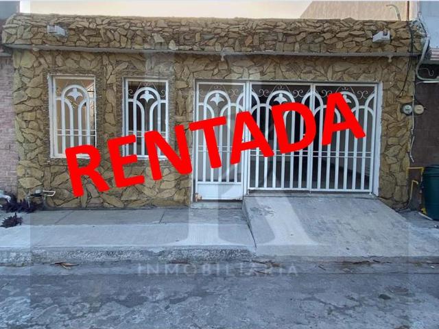 CASA EN RENTA AMUEBLADA EN RINCON DE CASA BLANCA