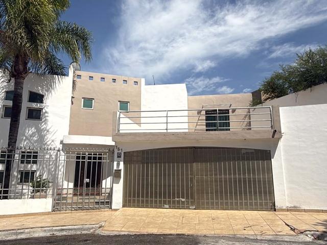 Casa en renta Amueblada, Fracc. Los Geranios