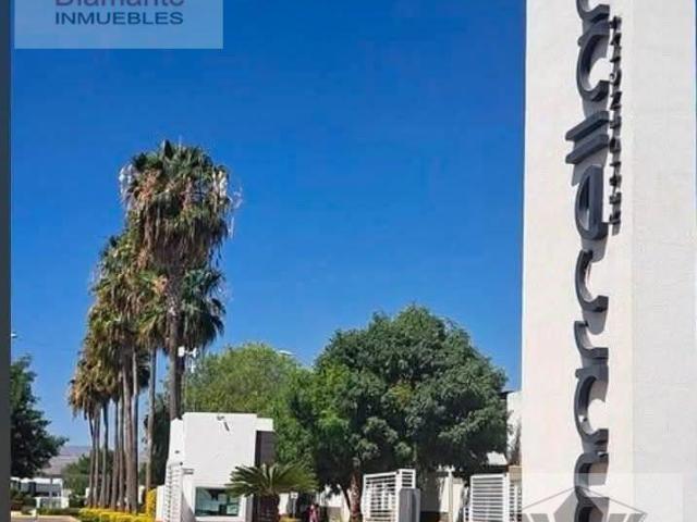 CASA EN RENTA AMUEBLADA MARCELLANA