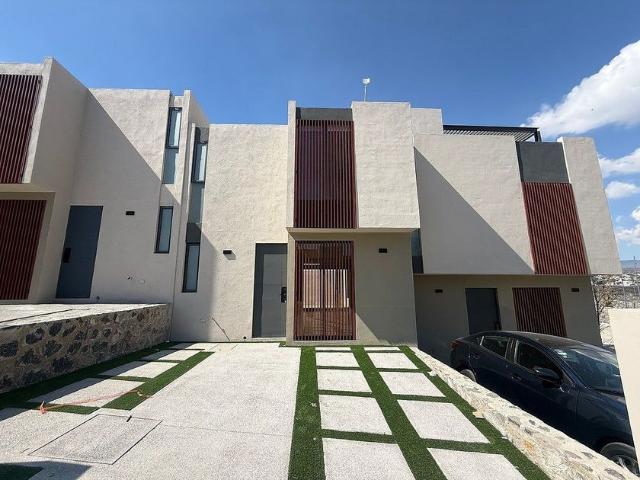 Casa en renta Anillo Vial Fray Junípero Serra, Querétaro, 76100, Mex