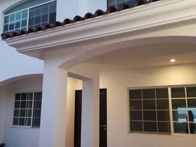 Casa en renta Arboledas Del Parque, Municipio De Querétaro