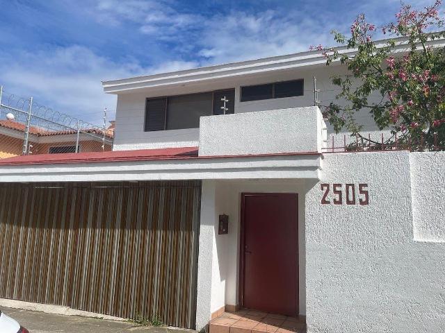 Casa EN RENTA Bugambilias