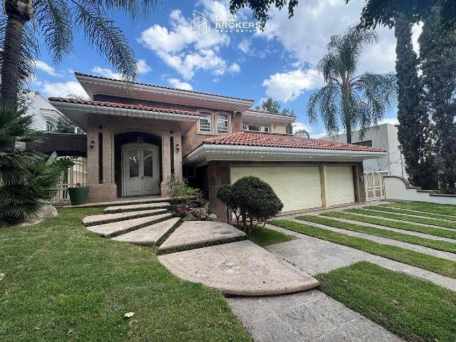 casa en renta blvd. puerta de hierro, zapopan