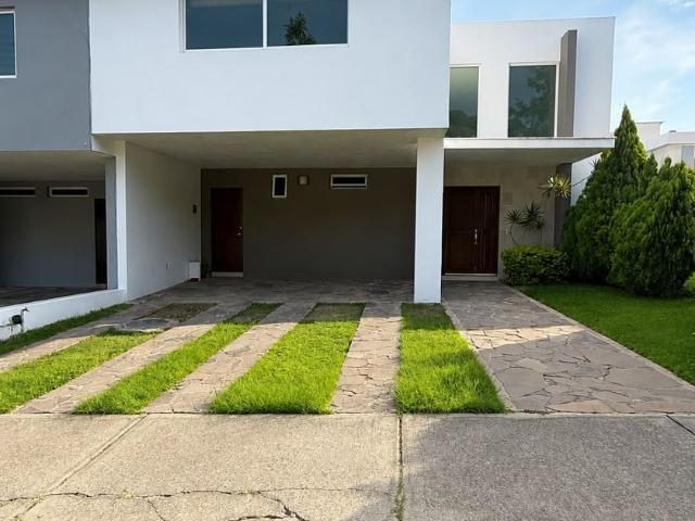 Casa en renta Bosques De Santa Anita, Bosques Santa Anita, Jalisco, México