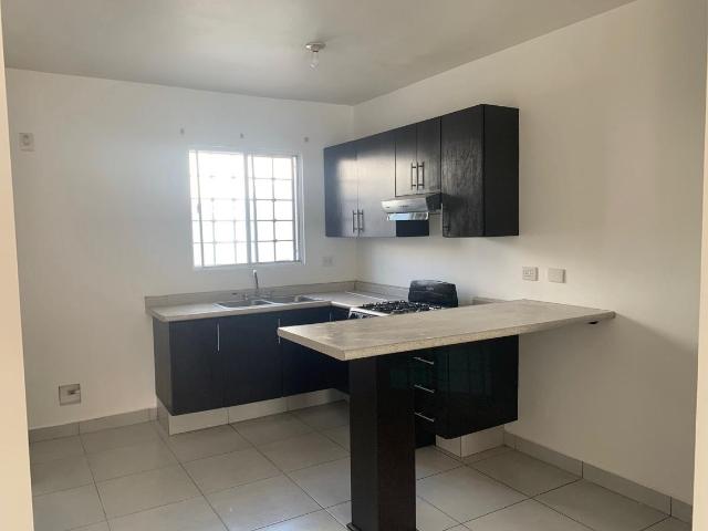 Casa en Renta, Bosques del Poniente, Santa Catarina