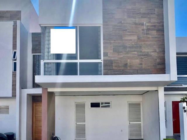 Casa en renta Boulevard De Las Cascadas, Lomas De Angelópolis, Puebla, México