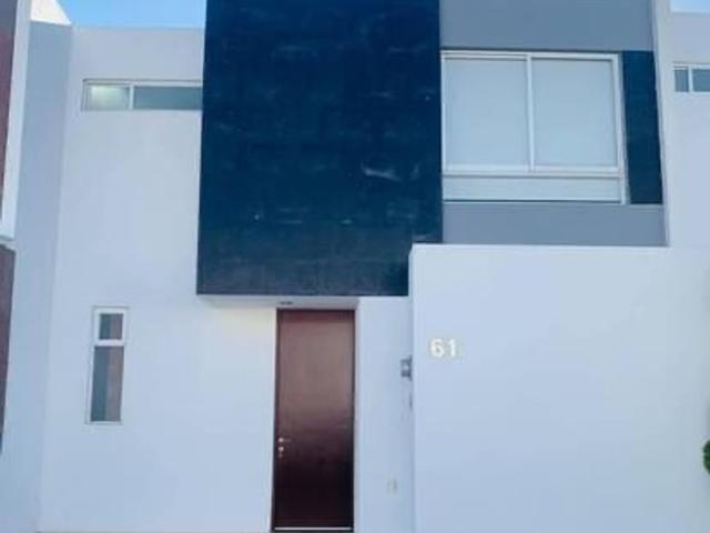 Casa en renta Boulevard De Los Volcanes, Lomas De Angelópolis, Puebla, México
