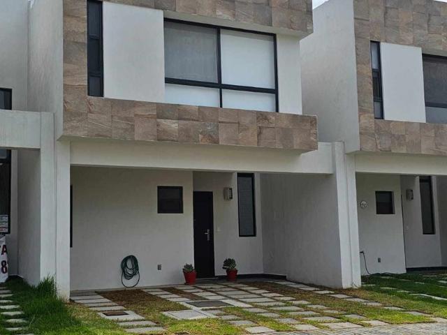 Casa en renta Boulevard De Los Volcanes, Lomas De Angelópolis, Puebla, México