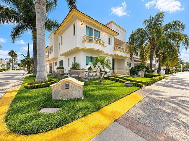 Casa en renta Boulevard Jardín Del Real Oriente, Parque Real, Nuevo México, Zapopan, Región Centro, Jalisco, 45138, México