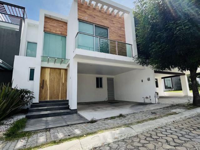 Casa en renta Boulevard Nuevo León, Parque Nuevo León, Lomas De Angelópolis, Santa Clara Ocoyucan, Ocoyucan, Puebla, 72193, México