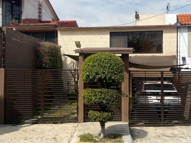 Casa en renta Boulevard Popocatépetl & Calle Golondrinas, Lomas De Valle Dorado, Tlalnepantla De Baz, Estado De México, México