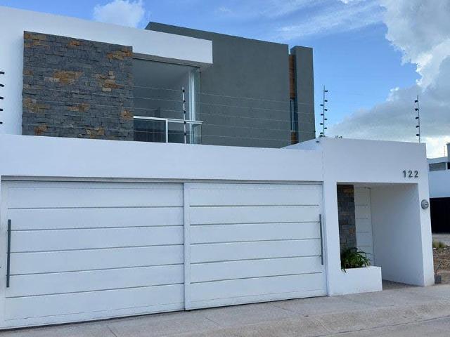 Casa en Renta, Cto. la Quinta