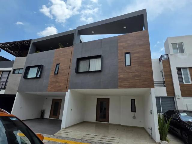 Casa en renta Cuautlancingo, Puebla, Periferico, Volkswagen