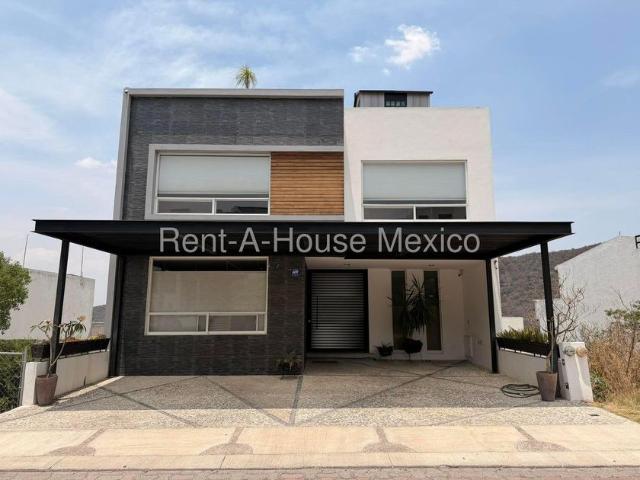 Casa en renta Cumbres Del Cimatario, Querétaro, México