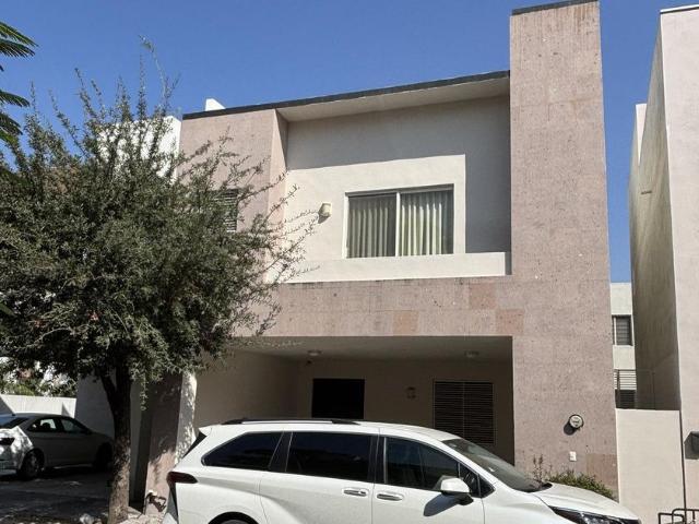 Casa en renta Cumbres San Agustín, Monterrey