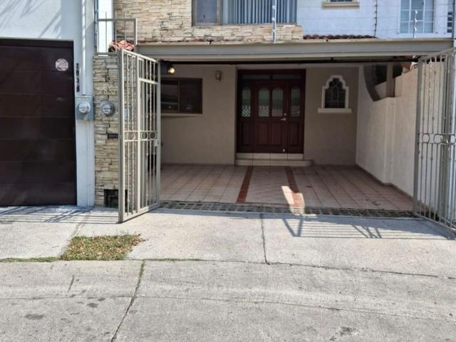 Casa en renta C. Garibaldi 2832, Circunvalación Vallarta, Guadalajara, Jalisco, México