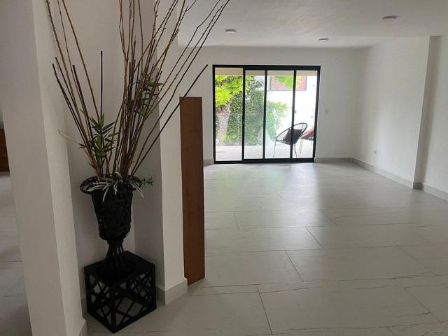 Casa en renta Calle Manganeso 302, San Pedro, San Pedro Garza García, Nuevo León, 66215, Mex