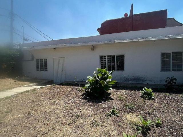 Casa en renta Calle Mar De Arafura 14, Lomas Lindas, Ciudad López Mateos, Atizapán De Zaragoza, México, 52947, Mex