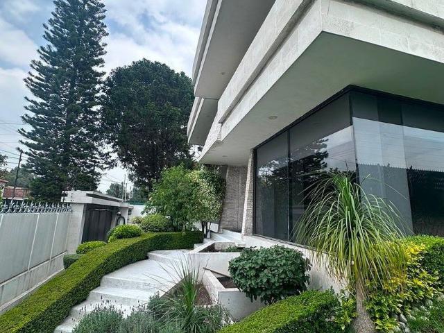 Casa en renta Calle Miguel De Guevara, Naucalpan De Juárez, Estado De México, 53100, México