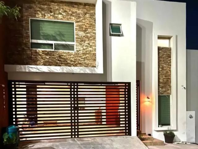 Casa en renta Calle Monte Alcazaba, Vistalta Segundo Sector, Monterrey, Nuevo León, 64898, Mex