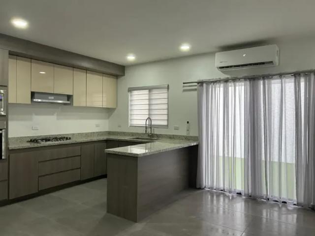 Casa en renta Calle Ordenanzas Reales, La Encomienda Residencial, General Escobedo, Nuevo León, 66418, México