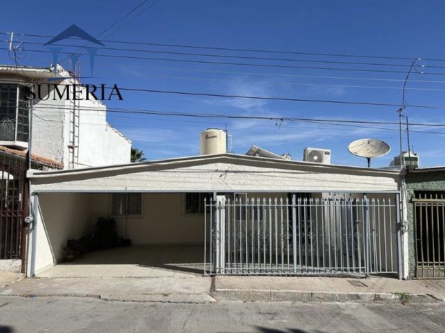 Casa en renta Calle Osiris, Chihuahua, Municipio De Chihuahua, Chihuahua, 31123, México