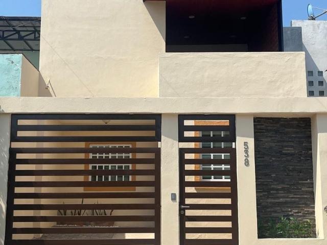 Casa en renta Calle Amado Nervo, Salagua, Manzanillo, Colima, 28200, México