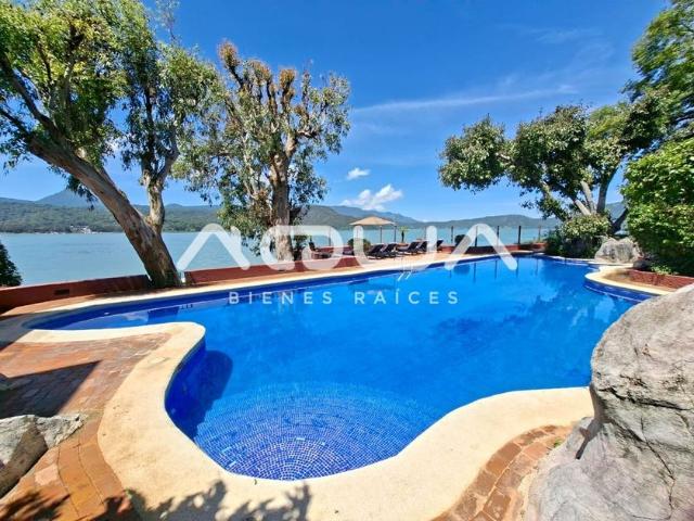 Casa en renta Calle Ameyal 220 226b, Centro, Valle De Bravo, México, 51200, Mex