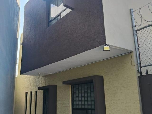 Casa en renta Calle Antonio De Montes, Chihuahua, Municipio De Chihuahua, Chihuahua, 31240, México