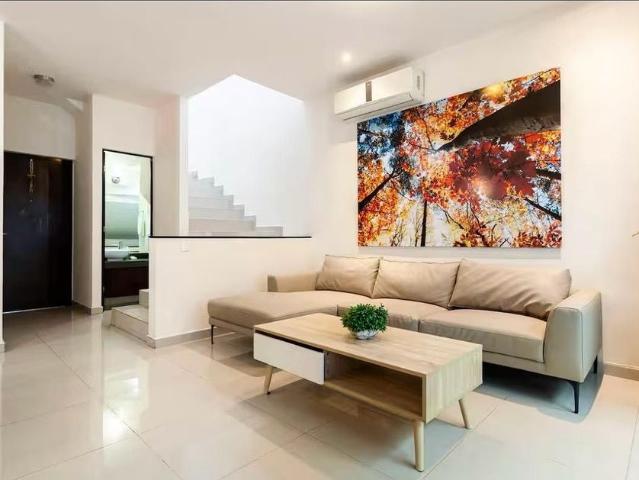 Casa en renta Calle Arrieta 410 450, Bosques De La Estanzuela, Monterrey, Nuevo León, 64988, Mex