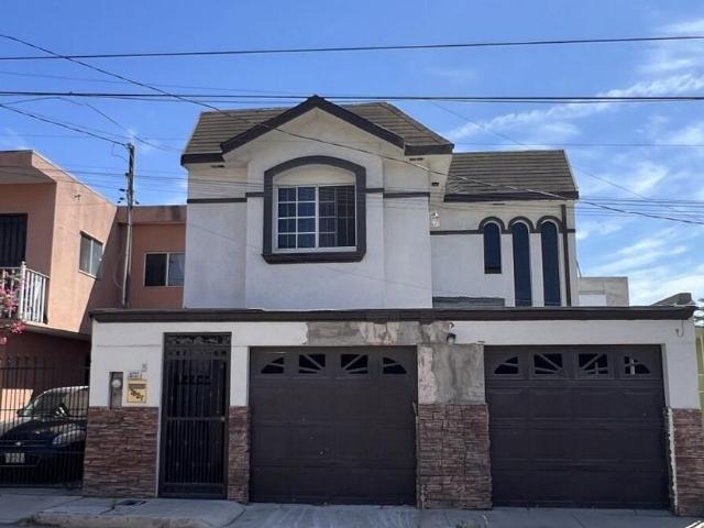 Casa en renta Calle Bacatete, Cortez, Delegación La Mesa, Tijuana, Municipio De Tijuana, Baja California, 22120, México