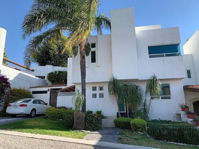 Casa en renta Calle Balcones De Vista Real, Colinas Del Bosque 3, Praderas Del Bosque, Corregidora, Querétaro, 76922, México