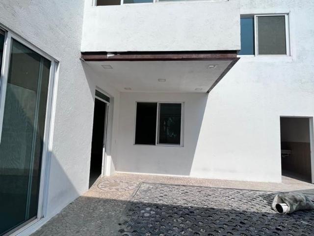 Casa en renta Calle Bernal Díaz Del Castillo 8, Lomas De Cortes, Cuernavaca, Morelos, 62240, Mex
