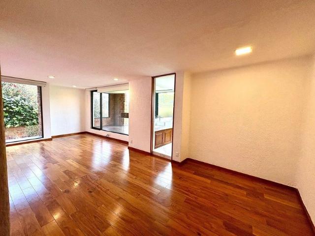 Casa en renta Calle Bosque De Icacos, Bosques De Las Lomas, Ciudad De México, Cuajimalpa De Morelos, Ciudad De México, 05120, México