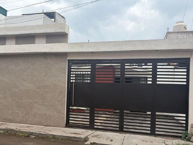 Casa en renta Calle Cuicuilco, Colonia Santa Inés, San Luis Potosí, Municipio De San Luis Potosí, San Luis Potosí, 78148, México