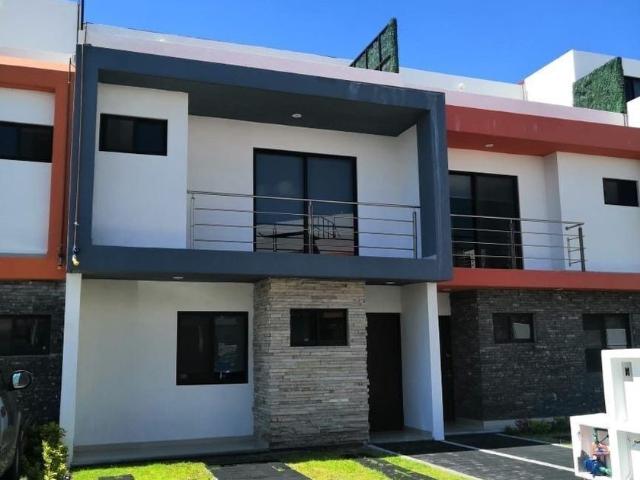 Casa en renta Calle Campo Real, El Refugio, Delegación Epigmenio González, La Purísima, Municipio De Querétaro, Querétaro, 76146, México