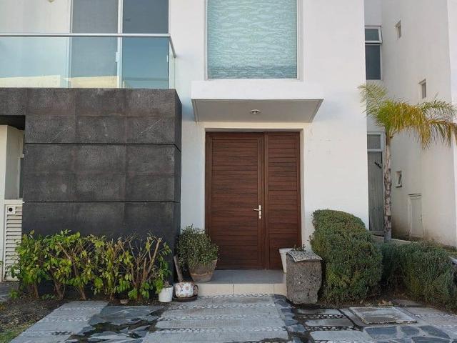 Casa en renta Calle Campo Real, El Refugio, Delegación Epigmenio González, Municipio De Querétaro, Querétaro, 76146, México