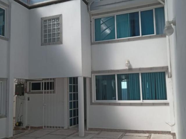 Casa en renta Calle Chetumal, Valle Ceylán, Tlalnepantla De Baz, Estado De México, México