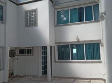 Casa en renta Calle Chetumal, Valle Ceylán, Tlalnepantla De Baz, Estado De México, México