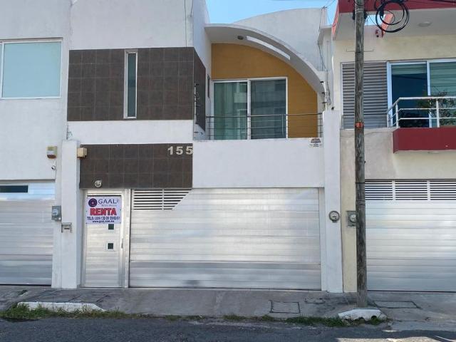 Casa en renta Calle Clavel, Jardines De Virginia, Boca Del Río, Veracruz, 94292, México