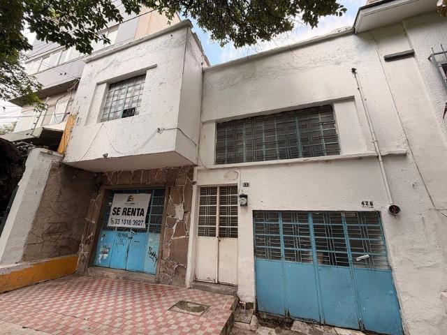 Casa en renta Calle Colonias, Americana, Guadalajara, Región Centro, Jalisco, 44140, México