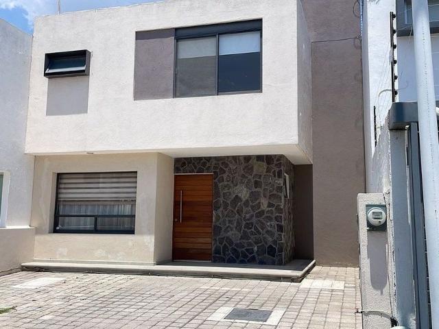 Casa en renta Calle Colormé, El Refugio, Delegación Epigmenio González, Municipio De Querétaro, Querétaro, 76146, México