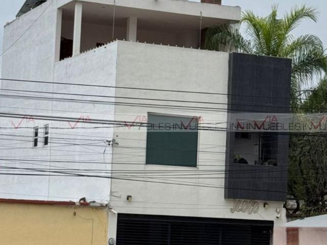 Casa en renta Calle Cola De Caballo, Los Aguirre, Santiago, Nuevo León, 67308, Mex